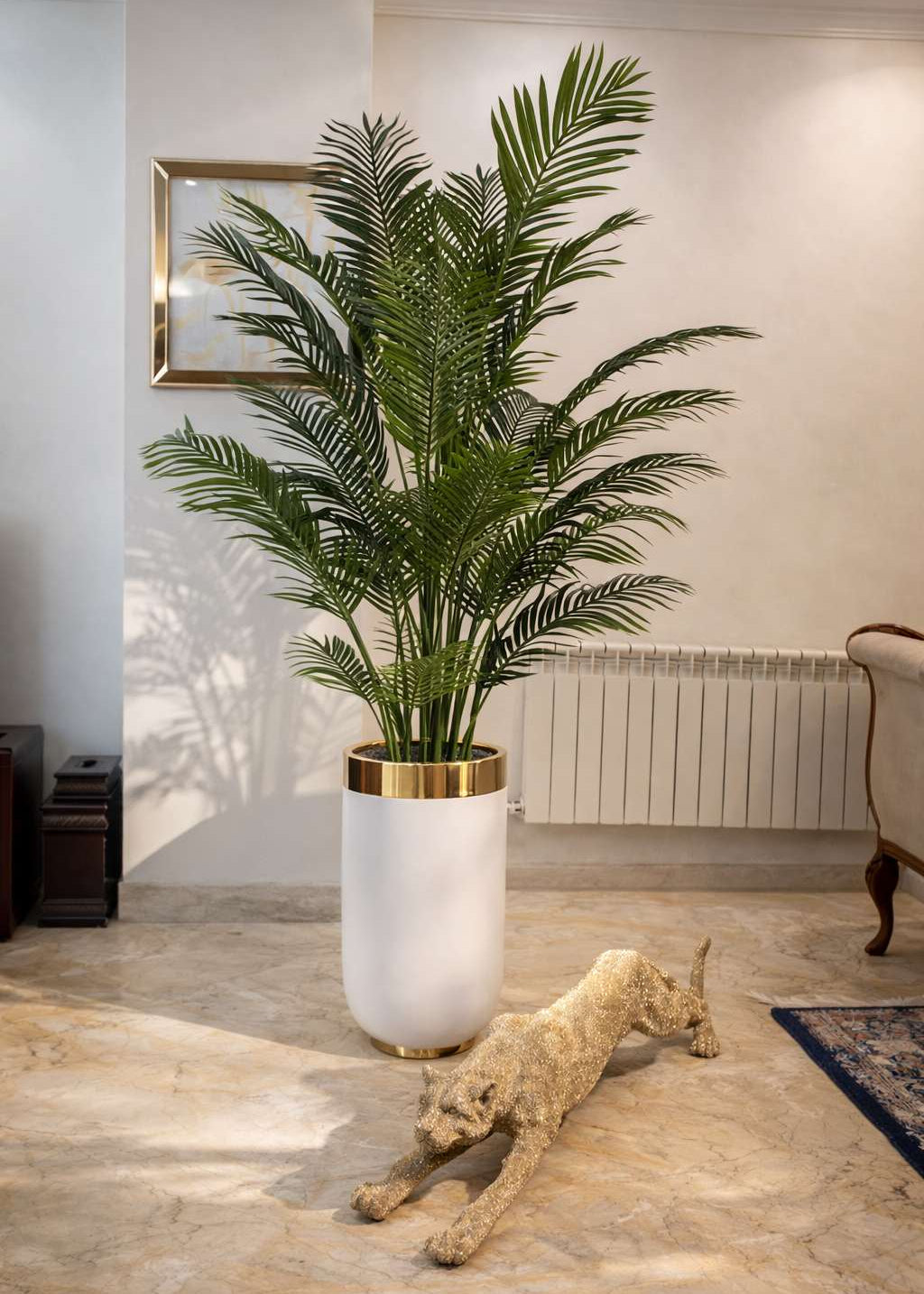 Palmeira Artificial Elegance com Vaso Branco e Borda Dourada